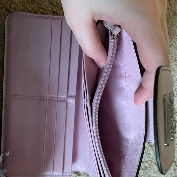 Coach Wallet - Picture 4 of 5